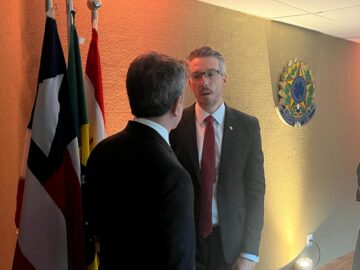 Auditoria-Fiscal do Trabalho prestigia posse de novo Procurador-Chefe do MPT/BA.