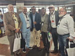 Da Esq. Nelson Cortes, Wellington Maciel, Magno Lavine, Roberto Miguel, Marcelo Lavine. FOTO: Divulgação